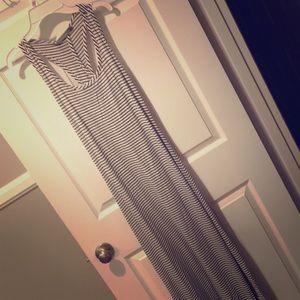 Black & white striped maxi dress small